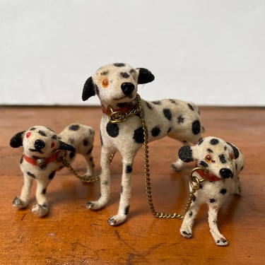 Vintage Wagner Dalmatian Mom With Pups, Flocked Dogs, Max Carl Toy Company, Monkey Head Label 