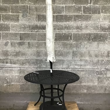 Round Patio Dining Table w/ Umbrella (Seattle)