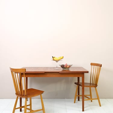 MidCentury Extendable Teak Dining Table 'Made in Denmark,' Original Scandinavian Danish Vintage Home Design 1950s 