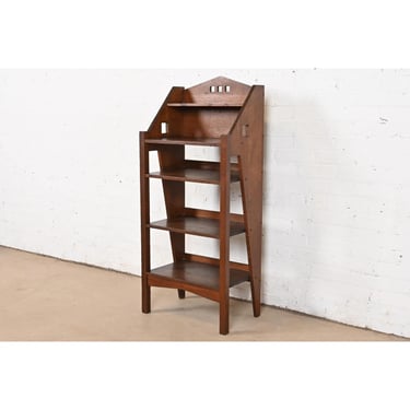 Lakeside Craft Shops Mission Oak Arts & Crafts Cutout Bookcase or Magazine Rack, Circa 1900