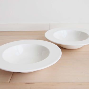 Set of 2 Vintage Marimekko Deep Plates Oiva White Finland 