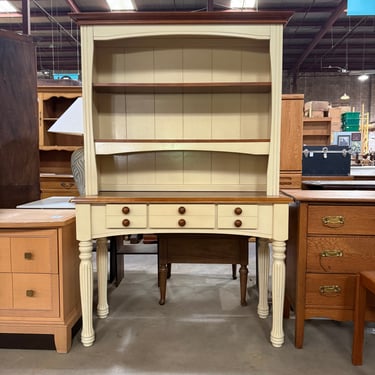 Farmhouse Country Style Desk with Hutch