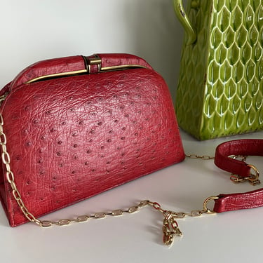 Vintage Ostrich Red Leather Purse Gold Chain Link Strap Shoulder Bag 