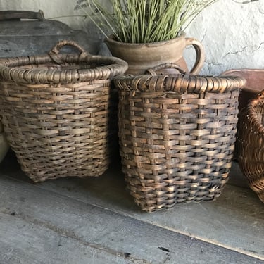 Rustic Willow Flower Basket, Side Handle, Farmhouse, Door Basket, Sold by Each 