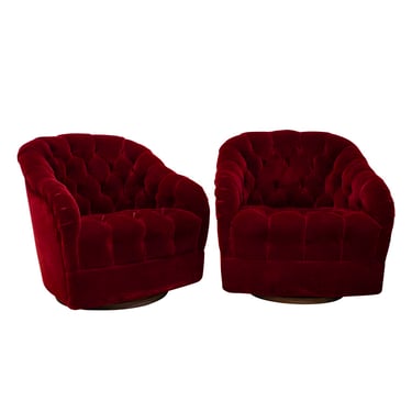 Ward Bennett Superb Pair of Tufted Swiveling Club Chairs in Red Velvet 1970s