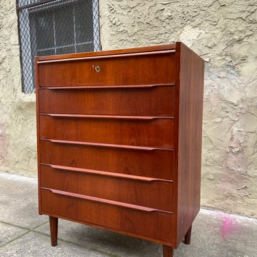 Mid century dresser Danish modern bachelors chest mid century chest of drawers 