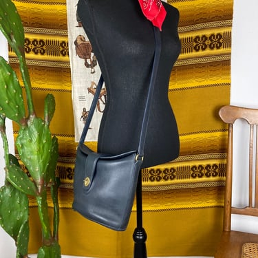 Vintage Leather COACH Crossbody Bag 