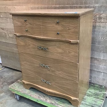 4 Drawer Dresser (Tacoma)