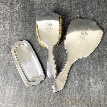 Antique Wm B Kerr sterling silver 3 piece vanity set - E monogram 