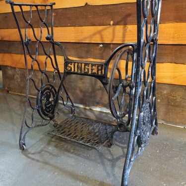 Antique Singer Sewing Table Base 23 x 28 x 18.75