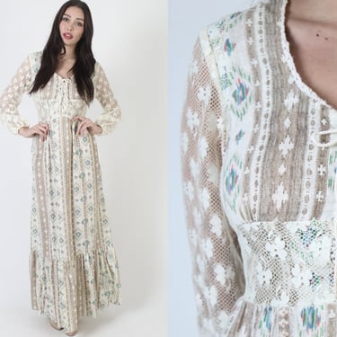 Southwestern Print Ikat Maxi Dress / Renaissance Faire Style Clothing / Vintage 70s Prairiecore Corset Gown 