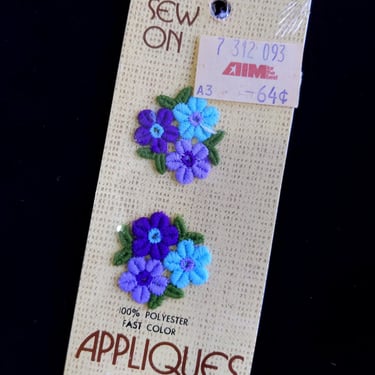 Deadstock Vintage 70s 80s Blue Purple Flowers Embroidered Small Appliqué Patch 