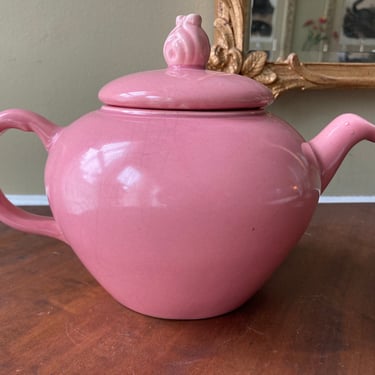 Dusty Pink Pottery Tea Pot 