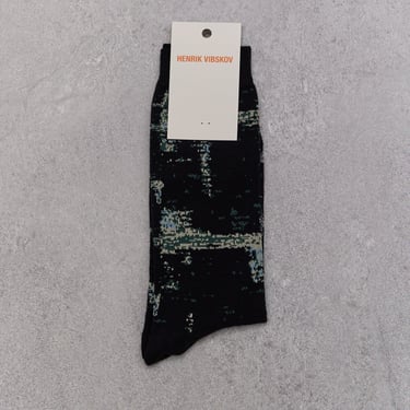 Henrik Vibskov Screen Socks Homme, Black Green Blur Grid