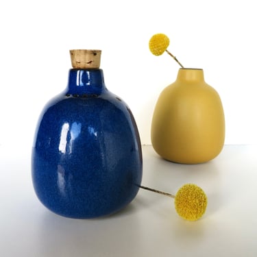 Heath Ceramics Pepper Shaker In Moonstone, Edith Heath Blue Replacement Shaker From Saulsalito California 