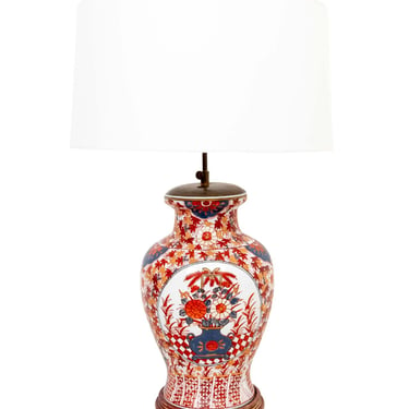 Japanese Imari porcelain urn lamp