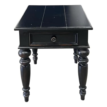 Ethan Allen New Country Side Table 
