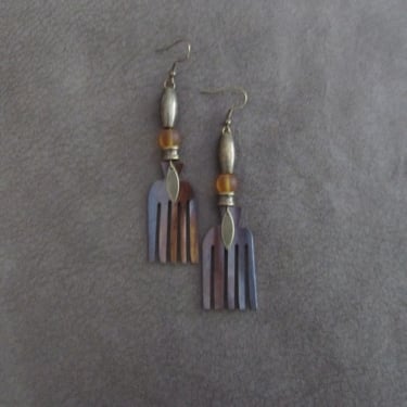 Carved bone comb earrings, afro pick earrings horn earrings, Afrocentric African earrings, bold statement earrings, tribal southwest earring 