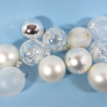 Vintage White Pearl Stenciled Glittered Glass Christmas Ornaments -  White, Silver, Glittered Pearl Christmas Balls 