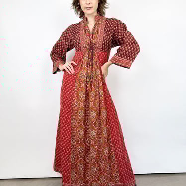 Anokhi Deep Reds 70s Indian Cotton Dress
