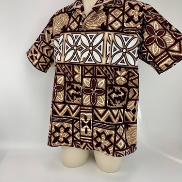 1960's Hawaiian Shirt - 100% Cotton - UI-MAIKAI Label - Tiki Print - Made in Hawaii - Patch Pocket - Men's Size Large 