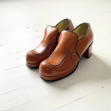 1970s Chunky Heeled Brown Leather Loafers 