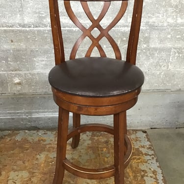 Wood Swivel Stool (Seattle)