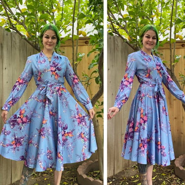 Vintage 1970’s Blue Floral Dress 