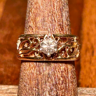 18k HGE Gold Solitaire Cubic Zirconia Stone Filigree Vintage Retro Jewelry 