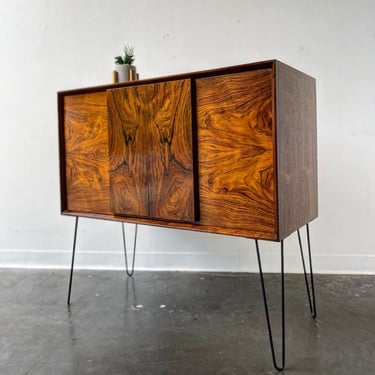 Danish rosewood bar or vinyl cabinet 