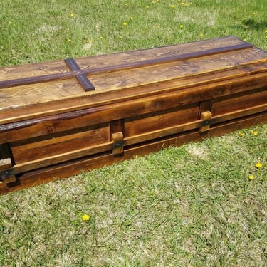 Reclaimed Wood Casket, Pine Casket, Custom Casket, Pine Coffin, Handmade Casket, Personalized Casket, Home Burial Casket 