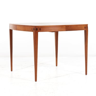 Kipp Stewart for Calvin Mid Century Walnut Expanding Dining Table with 4 Leaves - mcm 