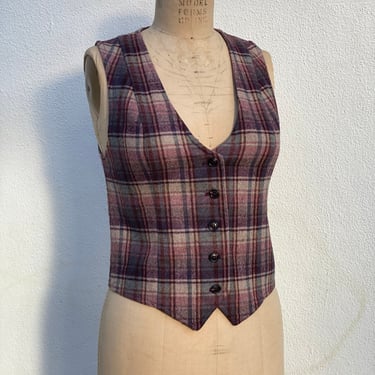 1970's Wool Plaid Vest / Plaid Waist Coat / Cropped Vest / Seventies Layering Piece / 80's casual wear 