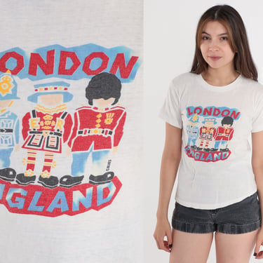 London England Shirt 80s King's Guard Shirt Retro Graphic Shirt Travel Tshirt Vintage Tourist Crewneck T Shirt 1980s Police Extra Small xs 