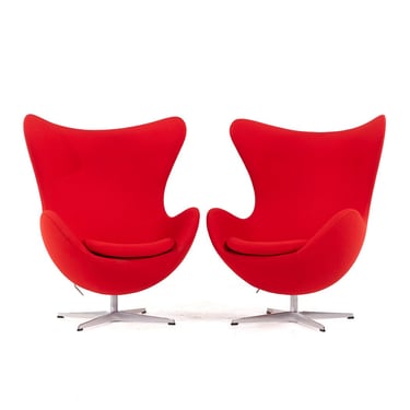 Arne Jacobsen for Fritz Hansen Mid Century Egg Chair - Pair - mcm 