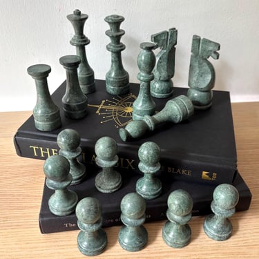 Vintage Green Marble Chess Set | Board Game | King Queen Bishop Knight Rook Pawn | MCM Horse Abstract Carving Office Decor | Set of 16 Piece 