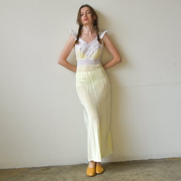 3090d / yellow lace empire waist slip dress 