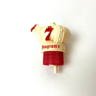 Vintage 60s Plastic Seagram’s 7, Crown Shaped Bottle Stopper Spout, Barware 