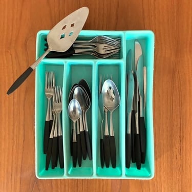 Kingston stainless flatware 40 piece set or singles - black handles forks knives spoons 