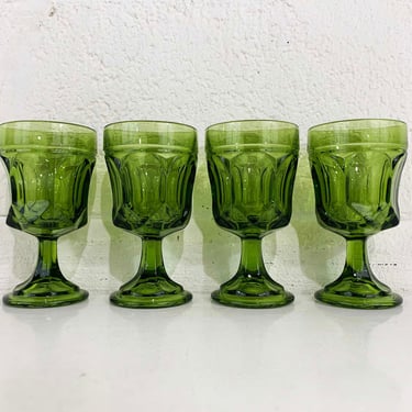 Vintage Green Glasses Pedestal Base Goblet Set of Four Sherry Cordial Small Mini Glass 1960s 