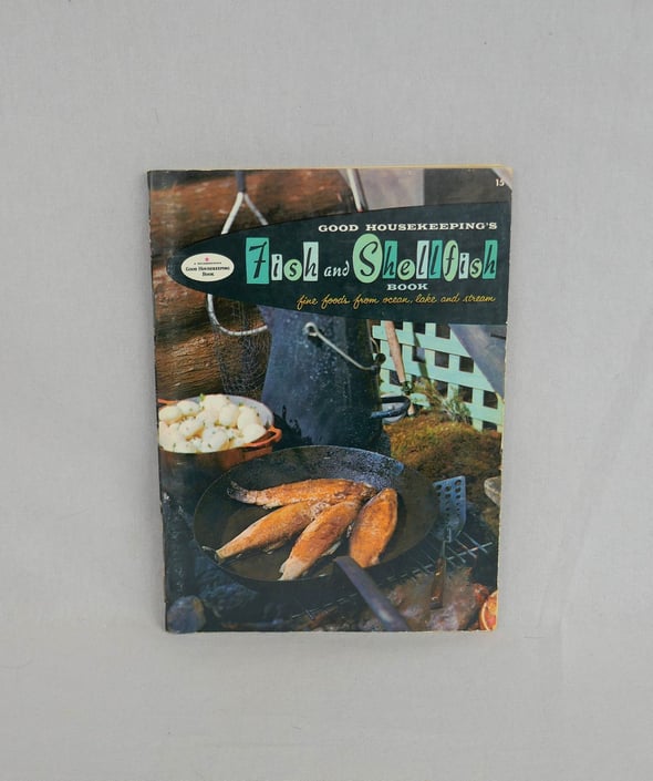 Good Housekeeping's Fish and Shellfish Book (1958) - Small Pamphlet - Mid Century Seafood Recipes Illustrations - Vintage Cook Book Cookbook 