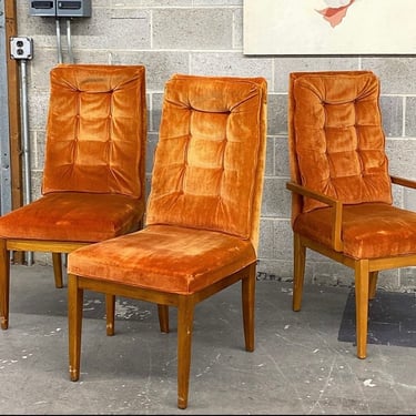 LOCAL PICKUP ONLY ———— Vintage Founders Furniture Dining Chairs 