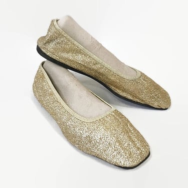 VINTAGE 60s Gold Lurex Gustave House Slipper Ballet Flats | 1960s Gold Folding House Shoes | MCM Space Age Atomic 7 7.5 | VFG 