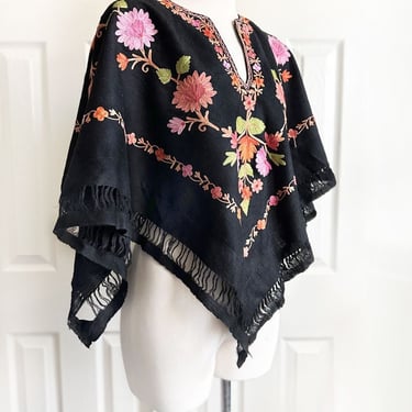1900's - 20's Flapper SHAWL Black Wool Embroidered Floral Antique Vintage VICTORIAN 1880's Scarf Wrap Blouse 