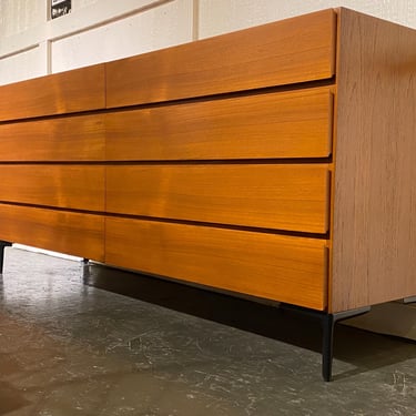 Danish Modern Teak 8-Drawer Dresser by Arne Whal Iversen, Circa 1960s - *Please see notes on shipping before you buy. 