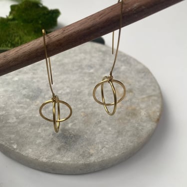 Single Kinetic Small Hoop Within Hoop Dangle Earrings