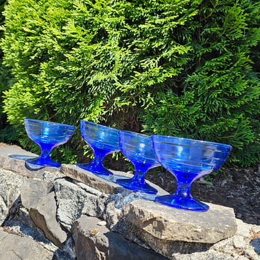 Hazel Atlas Moderntone Pedestal Dessert Cups in Ritz Blue Set of 4 
