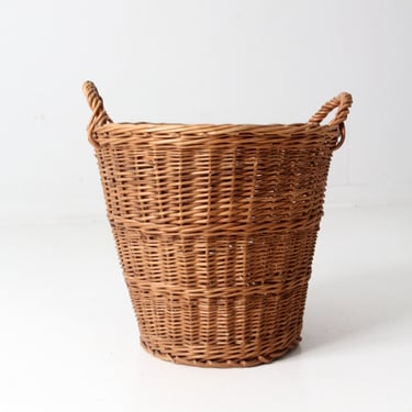vintage wicker basket 