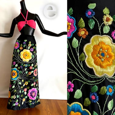 MOD Vintage Raffia Embroidery Maxi Skirt! • Black Flower Power Hippie Boho Tropical Hawaii Tiki Oasis • Mexico Mexican Couture Look • Medium 
