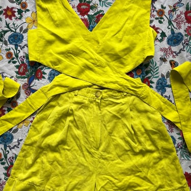 Nocturne 2-piece set, fits women’s size 2/4 best. The top is a tie around top, shorts are high-waisted. The perfect outfit for a vacation! 